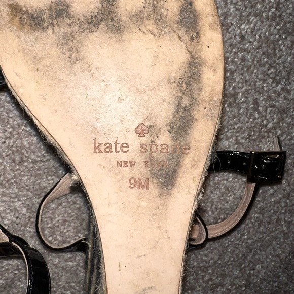 Kate Spade Patent Leather T strap sandals - Picture 8 of 14